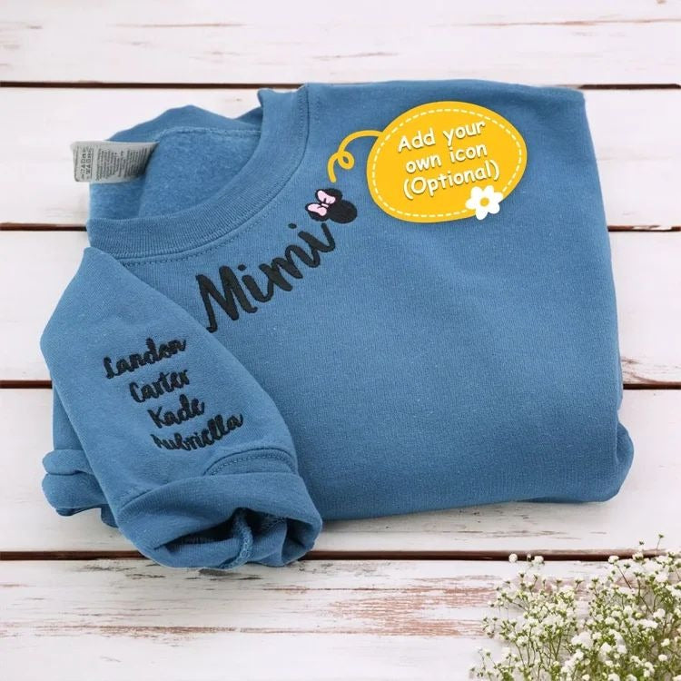 Custom Mama Christmas Embroidered Sweatshirt With Kids Names On Sleeve Personalized Gift For Moms HCMD0400