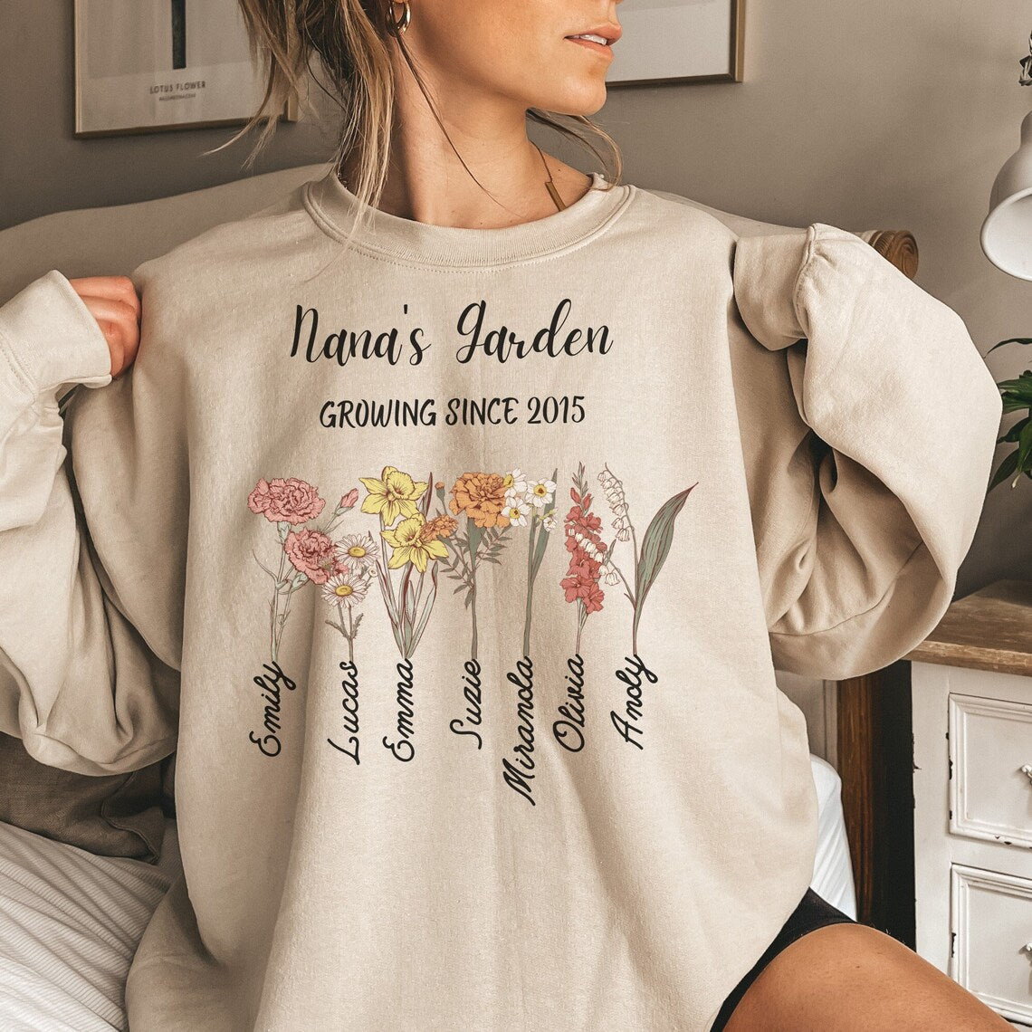 Custom Nana's Mama's Garden Birth Flower Sweatshirt with Kid's Names HCMD21