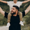 Benutzerdefiniertes Mama-Sweatshirt mit bestickten Ärmeln und Kindernamen HCMD0264