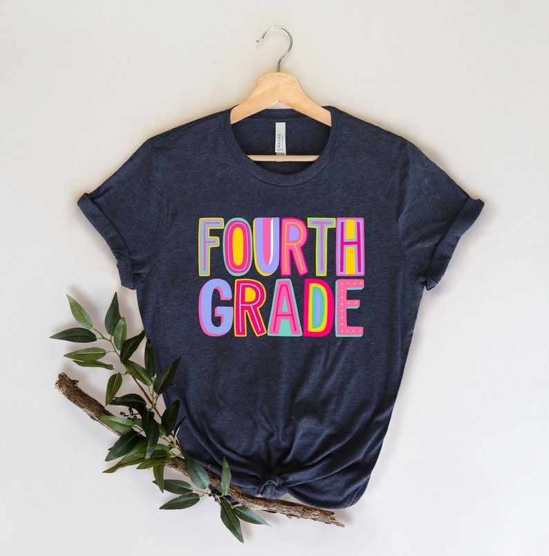Regenbogen-Shirt für die vierte Klasse HCMD0131