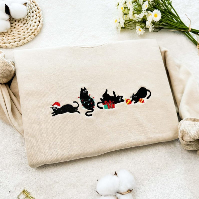 Benutzerdefiniertes Mama-Sweatshirt, Mama-Shirt mit Kindernamen am Ärmel, CEMS10114 