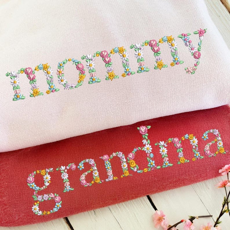 Personalized Floral Mama Embroidered Sweatshirt with Kid Names on Sleeve Mother's Day Gift HCMD0050