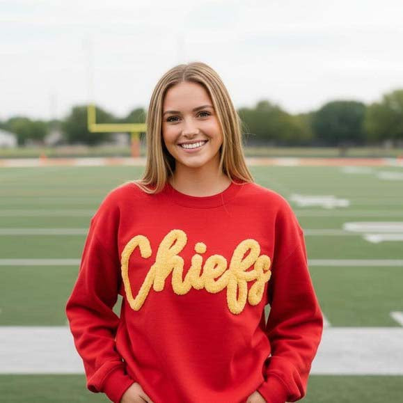 Chenille YARN EMBROIDERED Sweatshirt Chenille Game Day Fuzzy Letter Team Spirit Shirt  HCMD0321